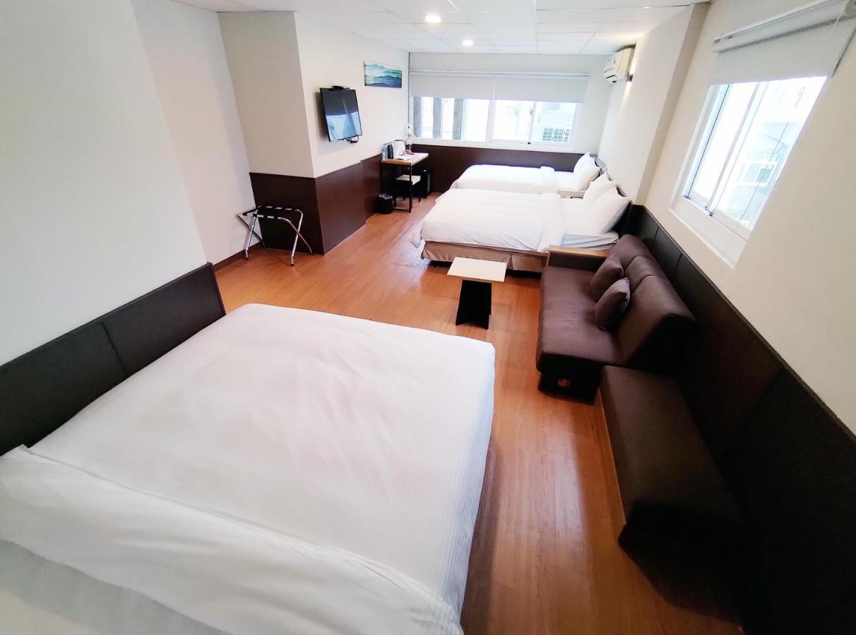 Taitung 富裕商旅 Rich-Hotel מראה חיצוני תמונה