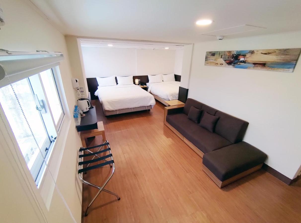Taitung 富裕商旅 Rich-Hotel מראה חיצוני תמונה